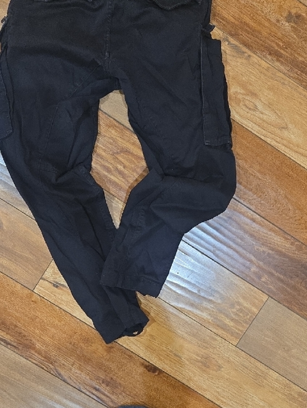G-Star Black Cargo Tapered Men's Pants with Zip Detail - Picture 5 of 7